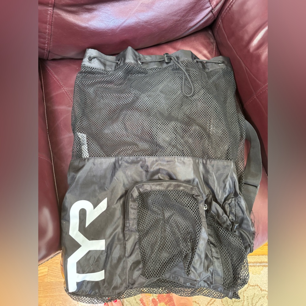 TYR Black big Mesh Mummy swim equipment backpack 40L NWOT stock photo shown also